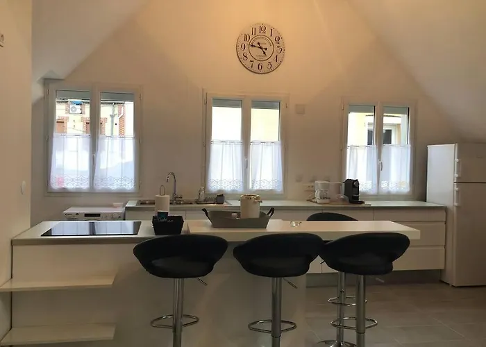 La Petite Loge Appartement Ay-Champagne